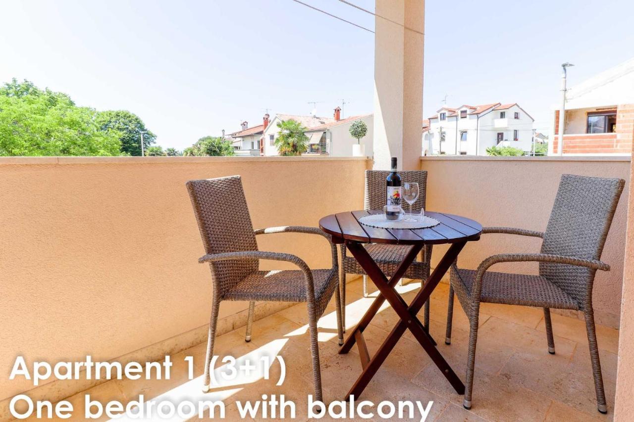 Sunshine Apartments Funtana With Balcony And Sea View Exteriör bild